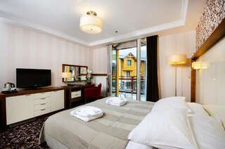 Отель Hotel Czarny Potok Resort SPA & Conference Крыница-Здруй Классический двухместный номер с 1 кроватью или 2 отдельными кроватями-20